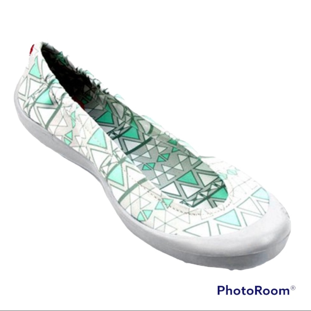 LUV Dream Flats - Aztec (Grey)